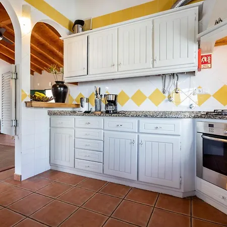 Casa Prana With Pool And Yoga/sun Deck Vila