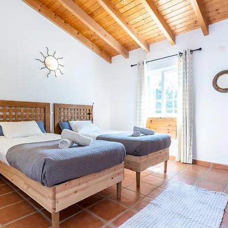 Casa Prana With Pool And Yoga/sun Deck Aljezur